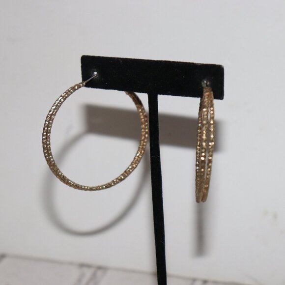 Beautiful double gold hoop earrings 1.75" - Picture 3 of 4